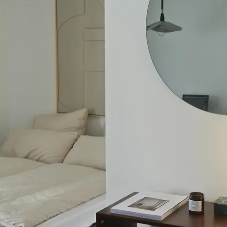 Mi Design - Walking Distance To Christmas Market